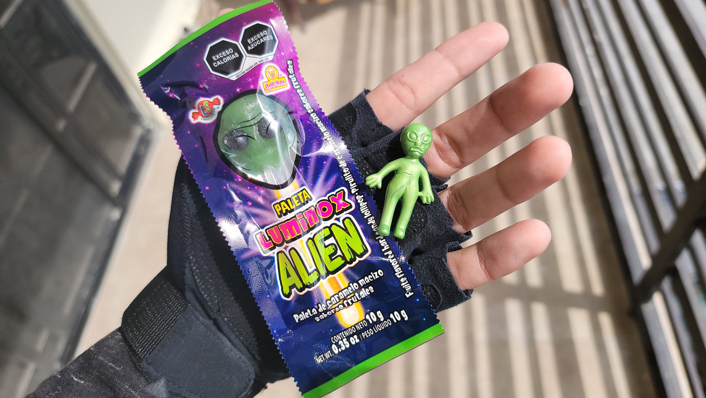 PLAYERA de YOSHI y MARCIANITO